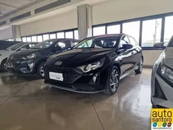 Nero Nuova 2024 Hyundai i20 Due volumi | 16.950 € (Buon prezzo)