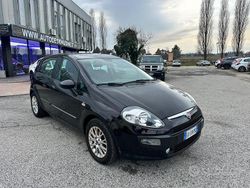 Nero Usata 2010 Fiat Punto Evo Emotion Due volumi | 4500 € (Buon prezzo)