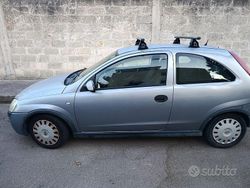 Usata 2004 Opel Corsa Due volumi | 1000 € (Ottimo prezzo)
