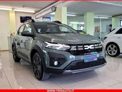 Verde Nuova 2025 Dacia Sandero Expression Due volumi | 17.900 € (Buon prezzo)