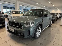 Grigio Usata 2021 Mini Cooper SE Business Due volumi | 27.900 € (Molto cara)