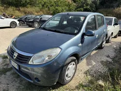 Blu/azzurro Usata 2010 Dacia Sandero Ambiance Due volumi | 1899 € (Buon prezzo)