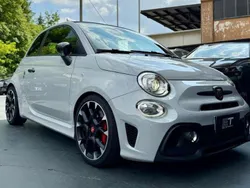 Grigio campo volo Usata 2020 Abarth 595C Competizione Cabrio | 23.300 € (Buon prezzo)