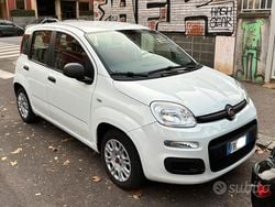 Bianco Usata 2015 Fiat Panda Due volumi | 8000 € (Buon prezzo)