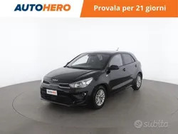 Nero Usata 2021 Kia Rio Style Tre volumi | 14.199 € (Buon prezzo)