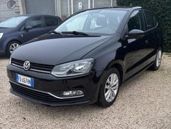Nero Usata 2016 VW Polo Comfortline Tre volumi | 9400 € (Buon prezzo)