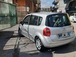 Grigio Usata 2009 Renault Modus Monovolume | 3500 € (Buon prezzo)
