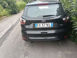 Nero Usata 2019 Ford Kuga ST-Line SUV | 17.750 € (Buon prezzo)