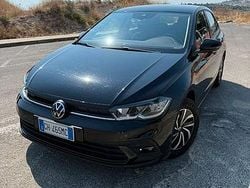 Nero Usata 2021 VW Polo Life Tre volumi | 14.999 € (Buon prezzo)