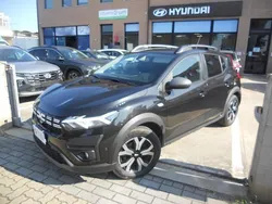 Nero Usata 2023 Dacia Sandero Expression Due volumi | 13.900 € (Buon prezzo)