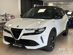 Bianco Usata 2024 Alfa Romeo Junior Edizione Speciale SUV | 26.900 € (Buon prezzo)