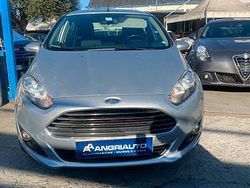 Grigio Usata 2013 Ford Fiesta Business Edition Due volumi | 5800 € (Buon prezzo)