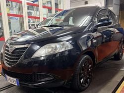 Usata 2014 Lancia Ypsilon Silver Due volumi | 7499 € (Cara)