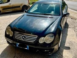 Nero Usata 2004 Mercedes C220 Coupé | 2400 € (Molto cara)