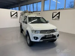 Bianco pastello Usata 2014 Mitsubishi L200 Intense+ Pick-up | 6300 € (Super prezzo)