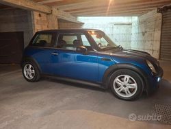 Blu Usata 2006 Mini One D Due volumi | 2500 € (Ottimo prezzo)