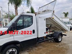 Bianco Usata 2022 Iveco Daily Furgone | 35.490 € (Molto cara)