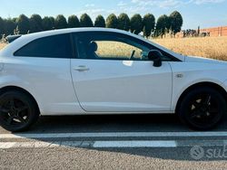 Bianco Usata 2009 Seat Ibiza Tre volumi | 3200 € (Buon prezzo)