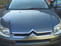 Usata 2006 Citroën C4 Tre volumi | 1490 € (Ottimo prezzo)