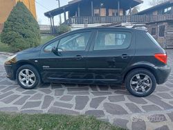 Nero Usata 2013 Peugeot 307 Tre volumi | 1200 €