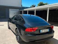 Nero Usata 2011 Audi A7 Sportback Due volumi | 20.000 € (Cara)