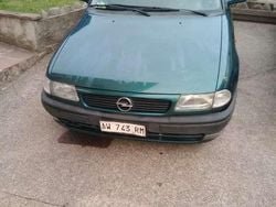 Usata 1997 Opel Astra Station wagon | 1500 €