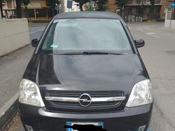 Nero Usata 2005 Opel Meriva Monovolume | 1200 € (Ottimo prezzo)