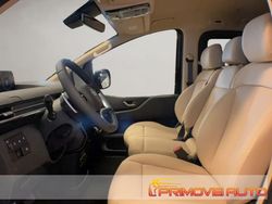 Nero Usata 2024 Hyundai Staria Monovolume | 60.150 €