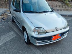 Grigio Usata 2004 Fiat Seicento Due volumi | 3200 € (Molto cara)