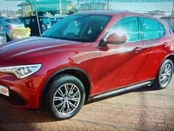 Rosso Usata 2019 Alfa Romeo Stelvio Super SUV | 18.500 € (Ottimo prezzo)