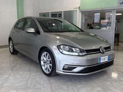 Grigio Usata 2018 VW Golf VII Executive Tre volumi | 13.900 € (Buon prezzo)