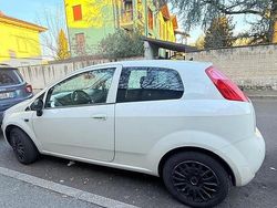 Bianco Usata 2014 Fiat Punto Due volumi | 2500 €