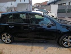 Nero Usata 2011 VW Golf VI R-line Due volumi | 6000 €
