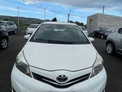 Bianco Usata 2012 Toyota Yaris Due volumi | 6800 € (Molto cara)