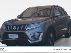 Grigio scuro Usata 2023 Suzuki Vitara Cool Tre volumi | 17.900 € (Super prezzo)