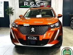 Arancione Usata 2020 Peugeot 2008 Allure SUV | 16.500 € (Buon prezzo)