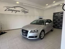 Argento Usata 2009 Audi A3 Ambiente Tre volumi | 2999 € (Ottimo prezzo)