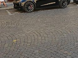 Nero Usata 2025 Tesla Model Y Performance SUV | 46.500 € (Buon prezzo)