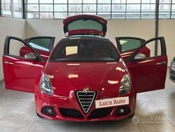 Rosso Usata 2013 Alfa Romeo Giulietta Veloce Tre volumi | 4290 € (Ottimo prezzo)