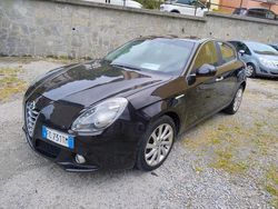 Nero Usata 2016 Alfa Romeo Giulietta Due volumi | 6990 € (Super prezzo)
