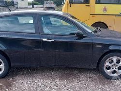 Usata 2007 Alfa Romeo 147 Due volumi | 1200 € (Ottimo prezzo)