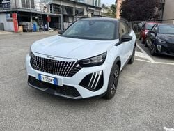 Bianco Usata 2024 Peugeot 2008 GT SUV | 21.490 € (Buon prezzo)
