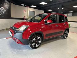 Rosso Usata 2024 Fiat Grande Panda Cross Due volumi | 15.400 € (Cara)