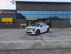 Bianco / metallizzato Nuova 2025 Lancia Ypsilon Due volumi | 22.990 € (Molto cara)