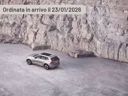 Argento Nuova 2025 Volvo XC60 Ultra SUV | 63.180 € (Buon prezzo)