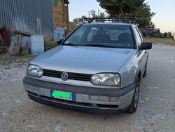 Argento Usata 1997 VW Golf III Tre volumi | 2500 €
