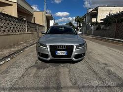 Argento Usata 2011 Audi A5 Advanced Coupé | 7990 € (Buon prezzo)