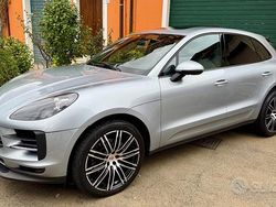 Grigio Usata 2019 Porsche Macan SUV | 43.900 € (Buon prezzo)