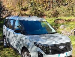 Grigio Usata 2024 Ford Tourneo Courier Monovolume | 19.500 €