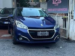 Blu/azzurro Usata 2015 Peugeot 208 GT-line Due volumi | 7800 € (Buon prezzo)
